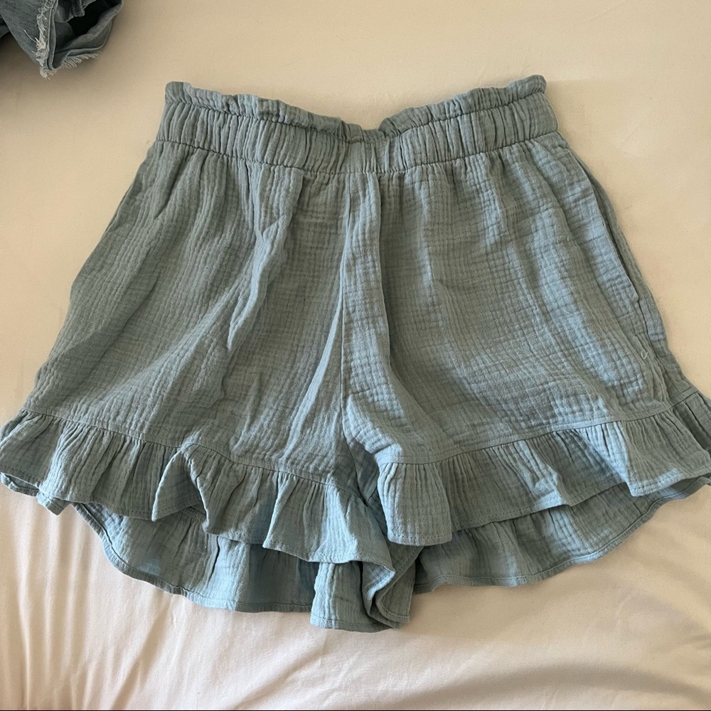 Show Me Your MUMU rocky ruffle shorts blue gauze